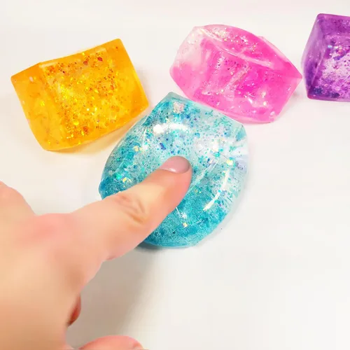 Vista 5 de 4 piezas de cubitos de hielo con purpurina - Juguetes sensoriales coloridos para adultos y niños, divertida bola para apretar para aliviar