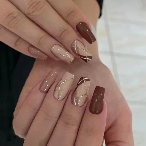 Vista 13 de MISUD - Uñas postizas largas con forma de ataúd, con diseño gótico de vampiro en negro y rojo, acrílico, 24 piezas