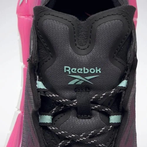 Vista 8 de Reebok Women's Zig Kinetica Ii Sneaker