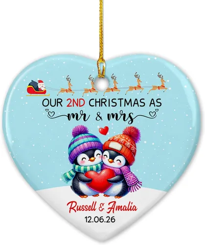 Vista 15 de Adorno de cerámica de 2 años de Navidad 2025, adorno de cerámica personalizado para parejas, regalo para parejas, aniversario, boda, señor Sra.