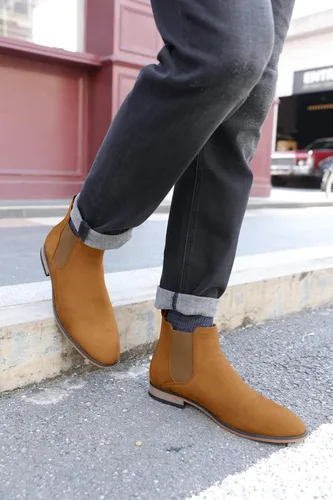Vista 3 de Coutgo Botas Chelsea para hombre, botas de vestir cómodas de gamuza, botas de tobillo Chukka