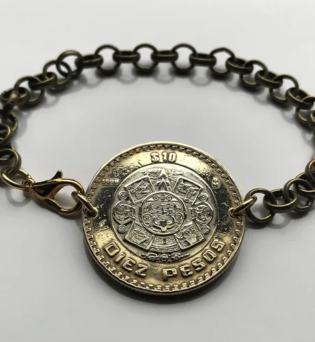 Vista 2 de Pulsera de monedas de 10 pesos 2022 México Calendario azteca de piedra del sol Escultura mexicana Tnatiuh Tlaltecuhtli Yohualtecuhtli Tenochtitlan