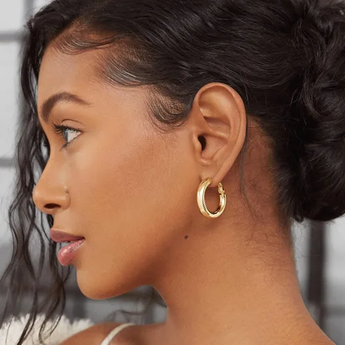 Vista 2 de PAVOI 14K Gold Plated Sterling Silver Post Hoops Lightweight Chunky Hoops Huggies Thick Gold Hoop Earrings for Women