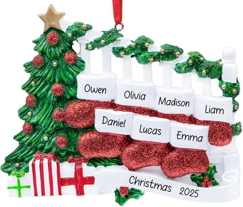 Vista 9 de Adorno de Navidad personalizado para familia de 6 miembros 2026 Manoplas con velas con purpurina en la decoración del árbol de Navidad del manto