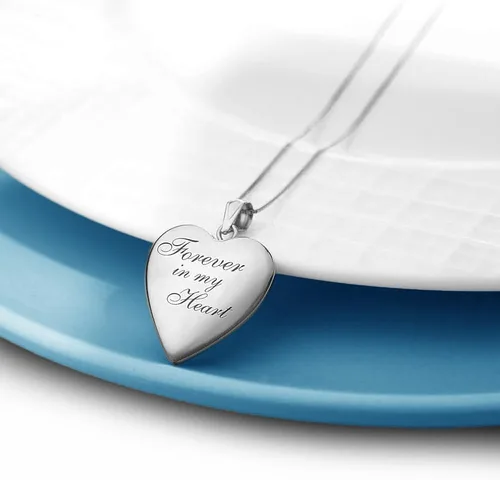 Vista 5 de Collar con medallón y frase en inglés Forever in My Heart para fotos en plata de ley y chapado en oro amarillo, 34 pulgadas x 34 pulgadas, incluye