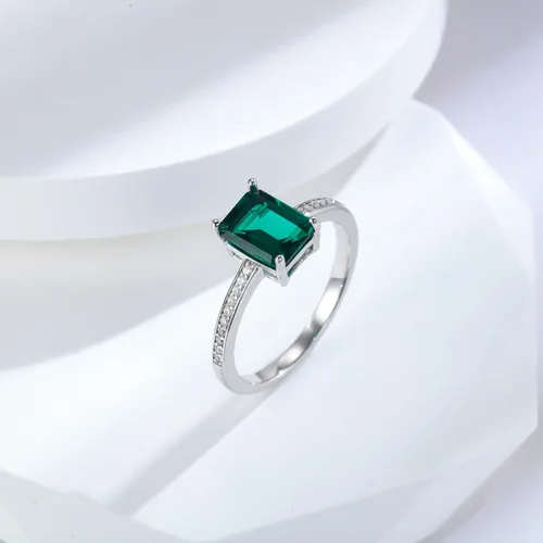 Vista 6 de Gnteey Anillos de plata de ley 925 de 0.315 x 0.236 in, con piedra natal de corte esmeralda, anillo de compromiso para mujer