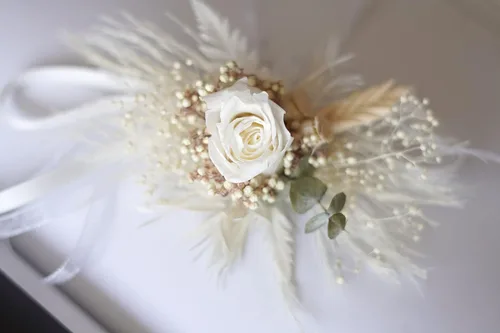 Vista 8 de Ramillete de boda de flores secas preservado blanco, ramillete de muñeca, ramillete rústico bohemio, ramillete de pulsera nupcial (w01)