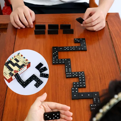 Vista 7 de Juego de Dominó de Madera Doble 6 de Offelec - 28 fichas de dominó negro para niños, adultos y juegos familiares Ideal para 2-4 jugadores