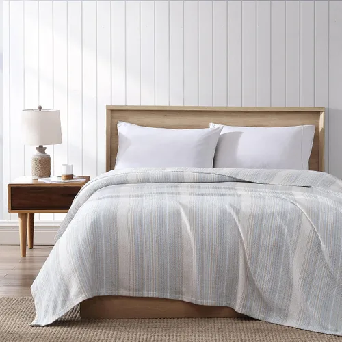 Vista 11 de Tommy Bahama - Manta suave tamaño King para cama y sofá, ropa de cama Sandy Shore Stripe Verde