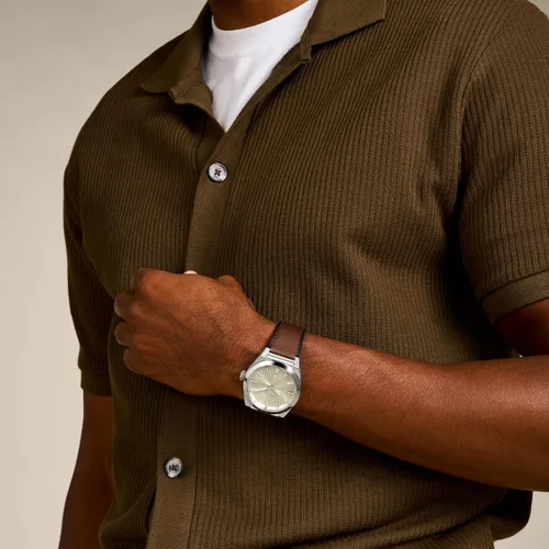 Vista 4 de Fossil Everett Reloj de cuarzo de acero inoxidable con tres manecillas para hombre
