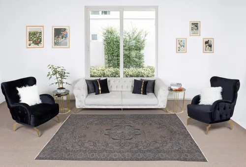 Vista 2 de 6x9.5 Ft Vintage Rug Over-Dyed in Gray for Modern Interiors, Handmade in Turkey