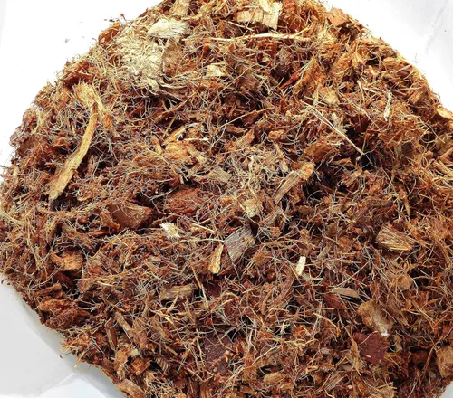 Vista 4 de FibreDust Mantillo de fibra de coco de 17 libras, paquete de 4.4 lbs de 2 – 100% cáscara de coco natural, piezas trituradas y cortadas, gran