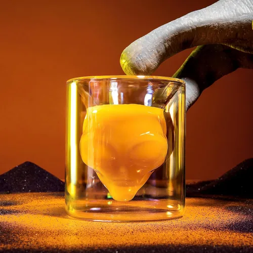 Vista 6 de Dragon Glassware Vasos de bebida Alien – Juego de 2 vasos de 7 onzas con diseño único de doble pared gris inspirado en alienígenas de Área 51