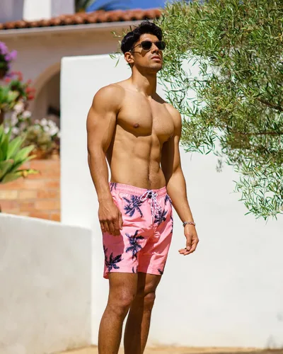 Vista 5 de maamgic Mens Slim Fit Swim Shorts Swim Trunks 7 inch Quick Dry Mens Bathing Suits with Mesh Lining