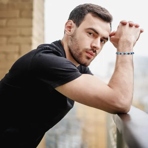 Vista 2 de GAVU Pulsera de cuentas de acero inoxidable para hombre
