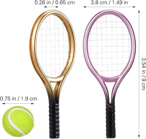 Vista 2 de Kisangel 2 juegos de mini raquetas de tenis y bolas, kit deportivo de casa de muñecas en miniatura a escala 1:12, decoraciones realistas
