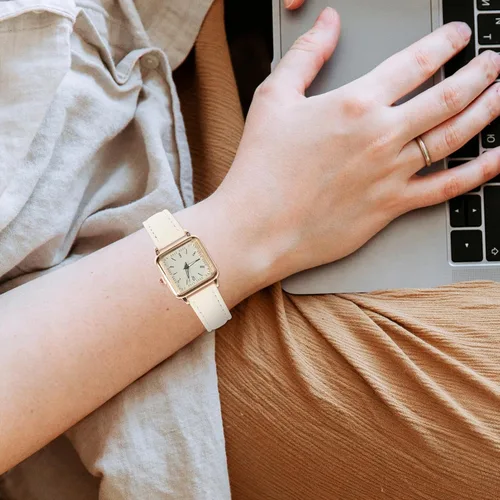 Vista 2 de Reloj de pulsera para mujer esfera cuadrada de cuero analógico Q-uartz reloj para mujer