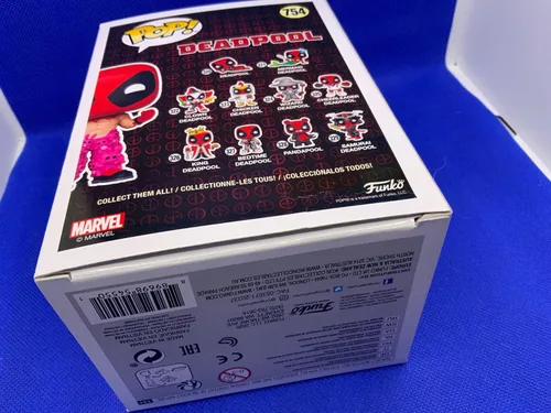 Vista 3 de Funko POP! Deadpool - Deadpool con pantalones de oso de peluche (ECCC 2021 exclusivo compartido)