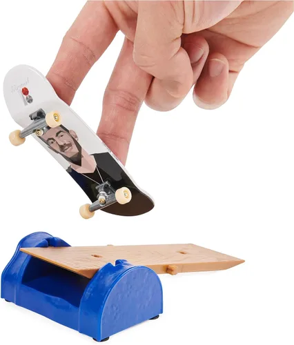 Vista 2 de Tech Deck Versus Series - Fingerboard Set of 2 with Obstacle, Trick Cards and Accessories (Random Selection - Assorted Products) for Fingerboarding
