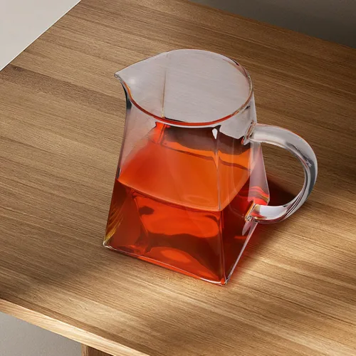 Vista 5 de Alipis Tetera cuadrada de vidrio con asa, dispensador de té transparente para el hogar y la oficina, jarra de té transparente para servir vasos