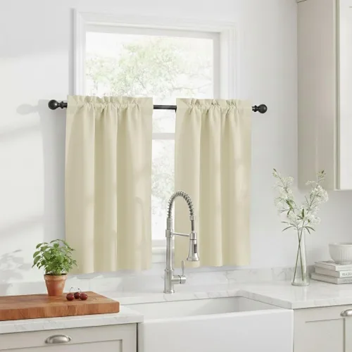Vista 31 de NICETOWN Cortinas Opacas Cortas - Tratamiento de Ventana con Aislamiento Térmico, Niveles de Cortina Pequeños para Sala de Estar/Cocina, 2 Paneles