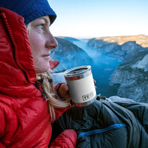 Vista 7 de YETI Rambler Lowball de 10 onzas, con aislamiento al vacío, acero inoxidable con tapa estándar Blanco