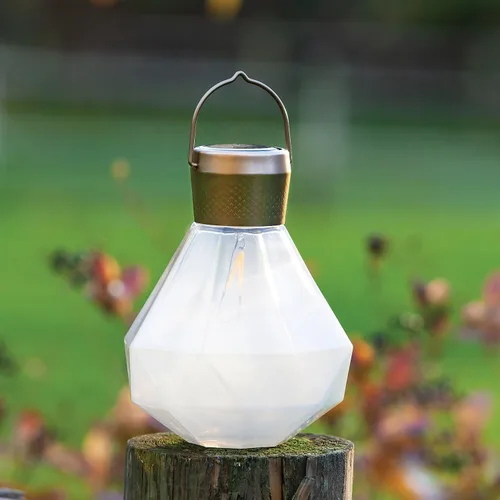 Vista 4 de Allsop Luz de gemas – LED solar para exteriores – Vidrio soplado a mano – Impermeable con marco fácil de colgar (leche)