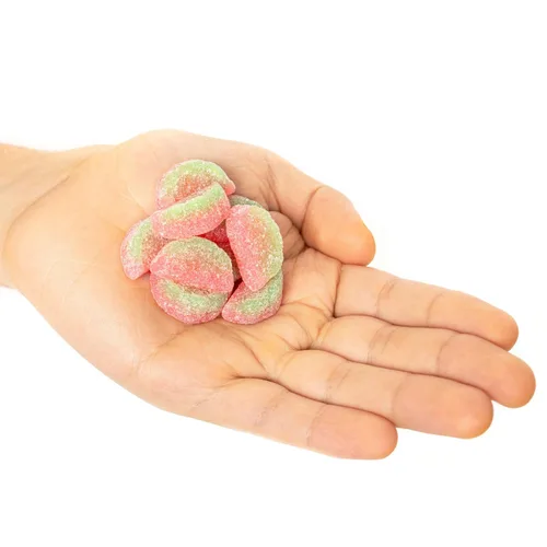 Vista 10 de SOUR PATCH KIDS Caramelos suaves y masticables de sandía para el día de San Valentín, caja en forma de corazón de 6 - 3.4 onzas