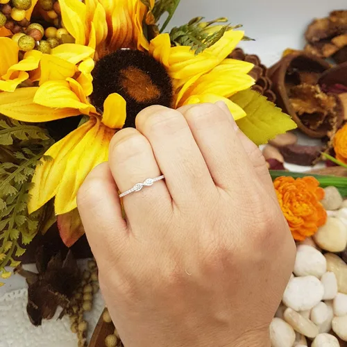 Vista 7 de Dazzlingrock Collection Anillo de compromiso de 0,10 quilates (quilates) con diamantes redondos para mujer Forever Together Swirl de 110 quilates