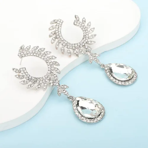 Vista 5 de Kercisbeauty Pendientes colgantes de araña de boda para mujer, cuentas de diamantes de imitación, joyería brillante para novias, damas de honor