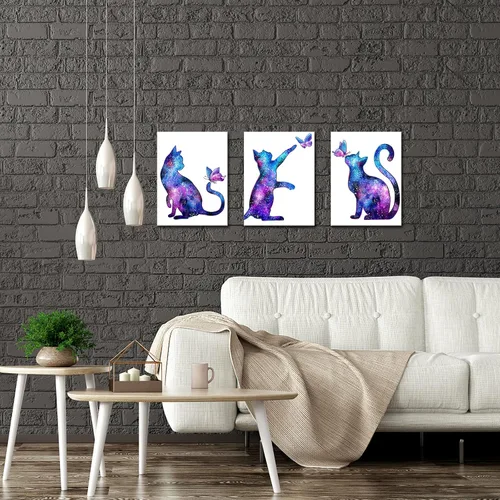 Vista 3 de KLVOS Arte de pared de animales lindos para decoración de habitación de niños, diseño de mariposas moradas y gatos estrellados, impresiones