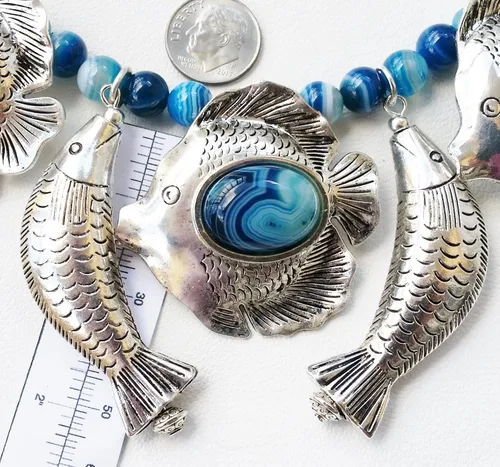 Vista 4 de 5 Silver Fish Pendants Nautical Gemstone Blue Agate Necklace Earrings One of a Kind