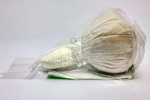 Vista 6 de Thai SPA Herbal HOT Compress terapia de bolas de masaje (Luk Pra Kob) Hecho en Tailandia, 1 unidad (3.53 onzas)