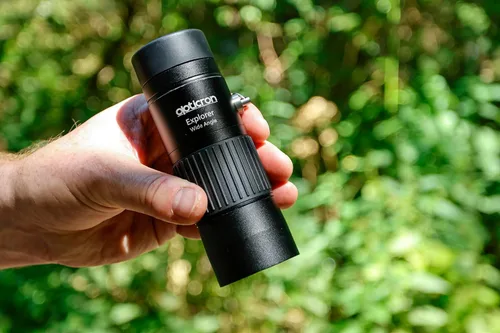 Vista 5 de Opticron Explorer WA ED-R 8x32 Monocular (30784)