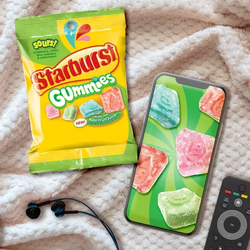 Vista 7 de STARBURST Sour Gummies Candy, bolsa de caramelos de gomitas ácidas, 5 onzas