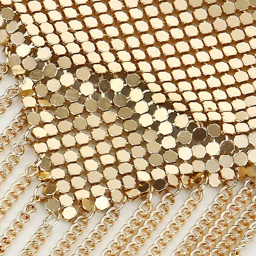 Vista 6 de MINGSEECESS Sujetador reutilizable de silicona de metal dorado para mujer, diseño de pétalos de pecho, autoadhesivos con borla