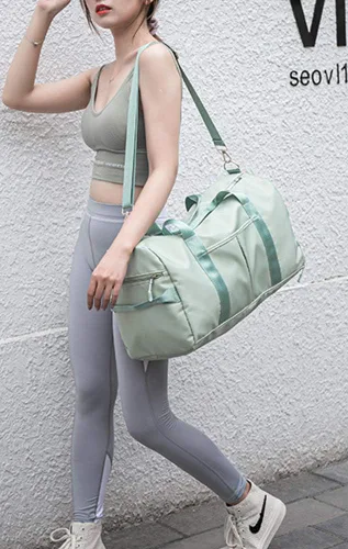 Vista 7 de KARRESLY Bolsa de gimnasio deportiva para mujeres u hombres, bolsa de viaje con bolsillo húmedo y compartimento para zapatos para entrenamiento