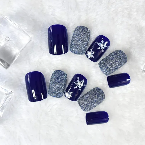 Vista 5 de ELEVENAIL Uñas postizas a presión de Navidad con purpurina azul oscuro, diseño de copo de nieve y diamantes de imitación de Navidad, longitud media