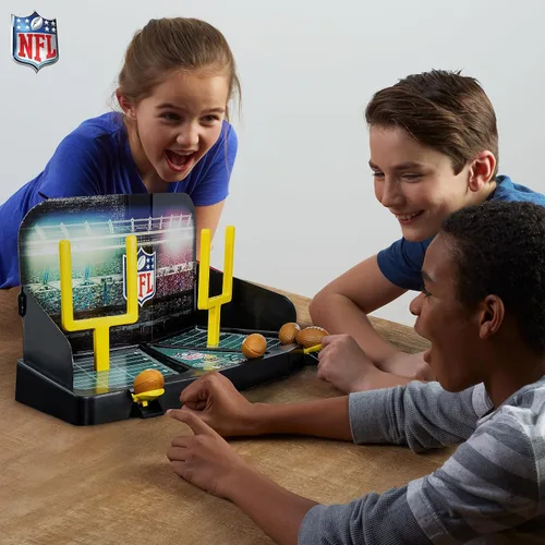 Vista 4 de Franklin Sports Juego de Mesa de Mini Campo de Fútbol con Portería Voladora - Mini Fútbol de Mesa para Niños + Adultos - Divertido Juego de Mesa