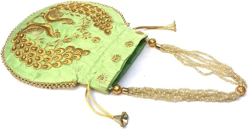 Vista 4 de Bolso Potli de seda bordado de diseñador étnico indio, bolso de mano con mango de perlas Batwa para mujer