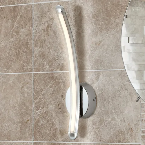 Vista 4 de JONATHAN Y Aplique de pared de metal cromado de 17.7 pulgadas, lámpara curva moderna minimalista LED integrada regulable para baño, sala de estar