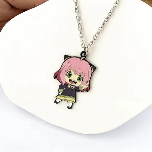 Vista 4 de DEZHAN Collar de la familia SP de dibujos animados de anime, bonito colgante de metal para niñas, mujeres y hombres, Zinc, No es una piedra preciosa