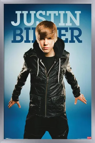 Vista 13 de Trends International Justin Bieber - Fly Wall Poster, 14.725" x 22.375", Barnwood Framed Version