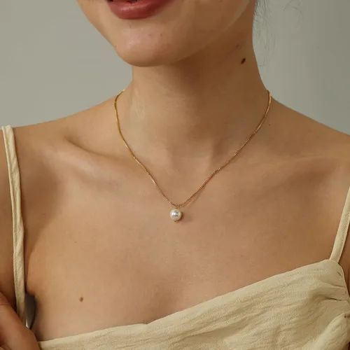 Vista 3 de Collares de perlas para mujer, gargantilla de oro simple chapado en oro de 14 quilates, collar de perlas de oro delicado, collar de cadena de perlas