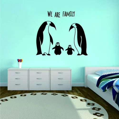 Vista 3 de Calcomanía de pared de la familia de pingüinos, adorable calcomanía extraíble para dormitorio de niños, guardería o sala de juegos, diseño colorido