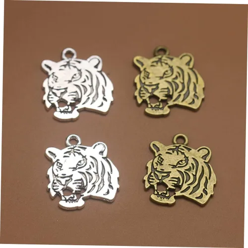 Vista 4 de EXCEART Juego de 30 llaveros de acero inoxidable para regalo, aretes retro, para oficina en casa, regalo de negocios, llavero de animal, colgante