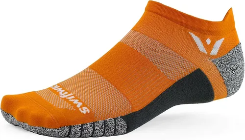 Vista 23 de Swiftwick - Calcetines antideslizantes para correr FLITE XT invisibles, calcetines de golf, máxima estabilidad Negro