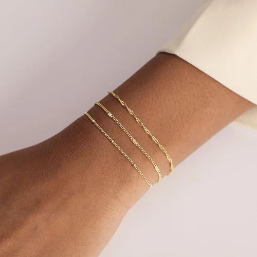 Vista 5 de CAROVO Pulseras de oro para mujer, pulseras chapadas en oro de 14 quilates para mujer, conjuntos de pulseras delicadas de espiga con clip de papel