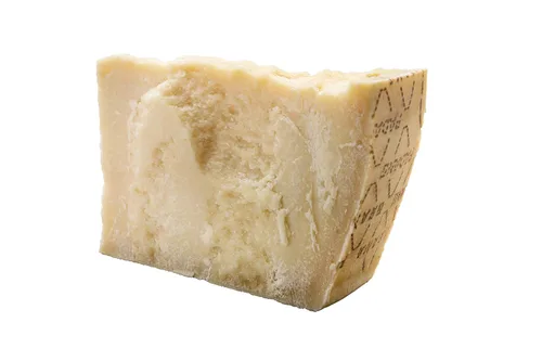 Vista 2 de Frank and Sal - Grana Padano Genuino Envejecido 24 Meses Importación Italiana (1 Libra)