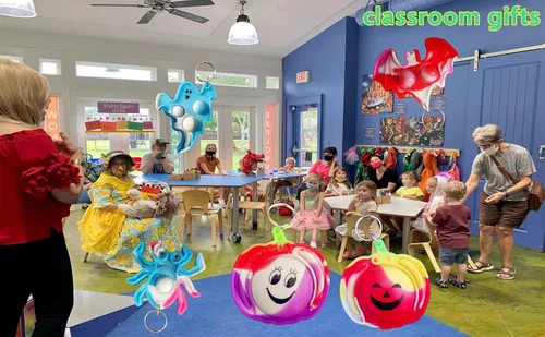 Vista 5 de Paquete de 30 llaveros a granel para Halloween, fantasma, calabaza, araña, murciélago, burbujas, mini llavero, recuerdos de fiesta de Halloween